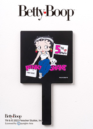 5th anniv Betty mirror