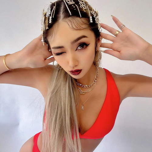 INSTAGRAM